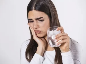 حساسیت به کامپوزیت دندان: چه باید کرد؟